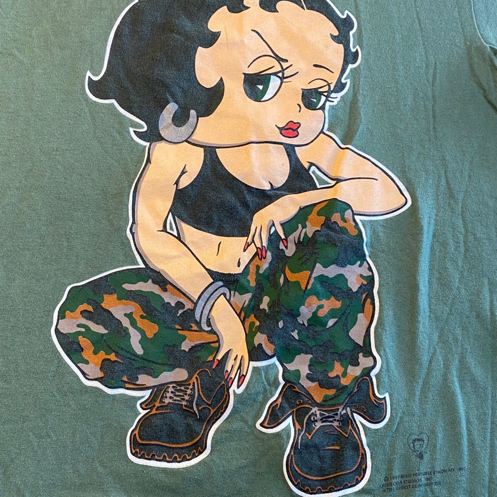 Vintage Single Stitch 1997 Betty Boop Changes TShirt M Green Camo Girls Rule USA - Picture 2 of 9